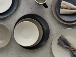 Service De Table Very COOL (16 éléments) 5 Service De Table Very COOL (16 éléments) -GourmetHome Soldes Magasin 1000281612 230421 021 MOOD DETAILS P000000001000281612 mood