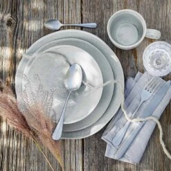 Assiette MANOR -GourmetHome Soldes Magasin 1000331132 220218 020 MOOD DETAILS P000000001000331132 mood