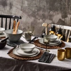 Service HENLEY (16 éléments) -GourmetHome Soldes Magasin 1000332765 220215 024 MOOD DETAILS P000000001000332765 mood