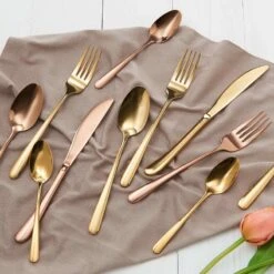 Couverts QUEENS (4 éléments) -GourmetHome Soldes Magasin 1000337690 220225 022 MOOD DETAILS P000000001000337690 mood