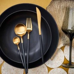 Couverts STILETTO (16 éléments) -GourmetHome Soldes Magasin 1000337794 220225 020 MOOD DETAILS P000000001000337794 mood
