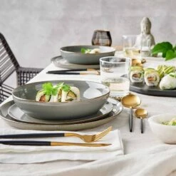 Couverts STILETTO (16 éléments) -GourmetHome Soldes Magasin 1000337794 220225 023 MOOD DETAILS P000000001000337794 mood