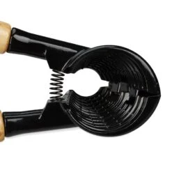 3x Casse-noisettes Avec Manche En Bois -GourmetHome Soldes Magasin 1da73c24b2c64ec794caa009e8e1422b