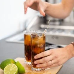 Bac à Glaçons En Silicone 3,5 Cm -GourmetHome Soldes Magasin 2ebb5f055e2b431d8705ddcd7fb7265d