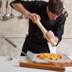 Pelle à Pizza Avec Manche En Bois -GourmetHome Soldes Magasin 3a52877c671f4495ae6b27fb1632b722