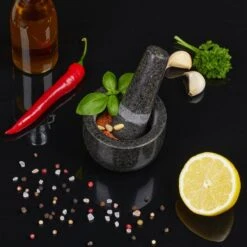 Petit Mortier En Granit Avec Pilon -GourmetHome Soldes Magasin 493b6540f7864745a9f0e525f4eb16ae