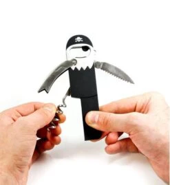 Tire-bouchon Pirate -GourmetHome Soldes Magasin 51fd0a14f197454aaa939a6a869f59e2.cropped 109 24 793 863.processed