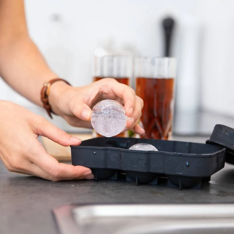 3x Bacs à Glaçons En Forme De Boule 2 3x Bacs à Glaçons En Forme De Boule – Image 2