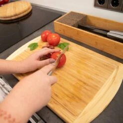 Planche à Découper Récupérateur Jus -GourmetHome Soldes Magasin c55ff250415446f0ab1296b854937a49