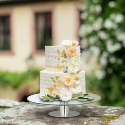 Plat à Gâteaux Sur Pied 12 Plat à Gâteaux Sur Pied -GourmetHome Soldes Magasin c7cbcaccf9e0497aa7f8c407d7dc392a