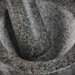 Mortier En Granit Avec Gros Pilon -GourmetHome Soldes Magasin d08387c983234810b3850b3d9af3006b