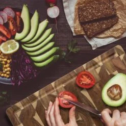 Planche à Découper Bois D’acacia Massif -GourmetHome Soldes Magasin e4ab087c3fca456284e80859b798b490