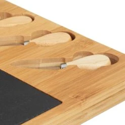 Set Planche à Fromage Avec 3 Couteaux -GourmetHome Soldes Magasin f4ba1f6e356f4abdbb41dd8bddac57ca